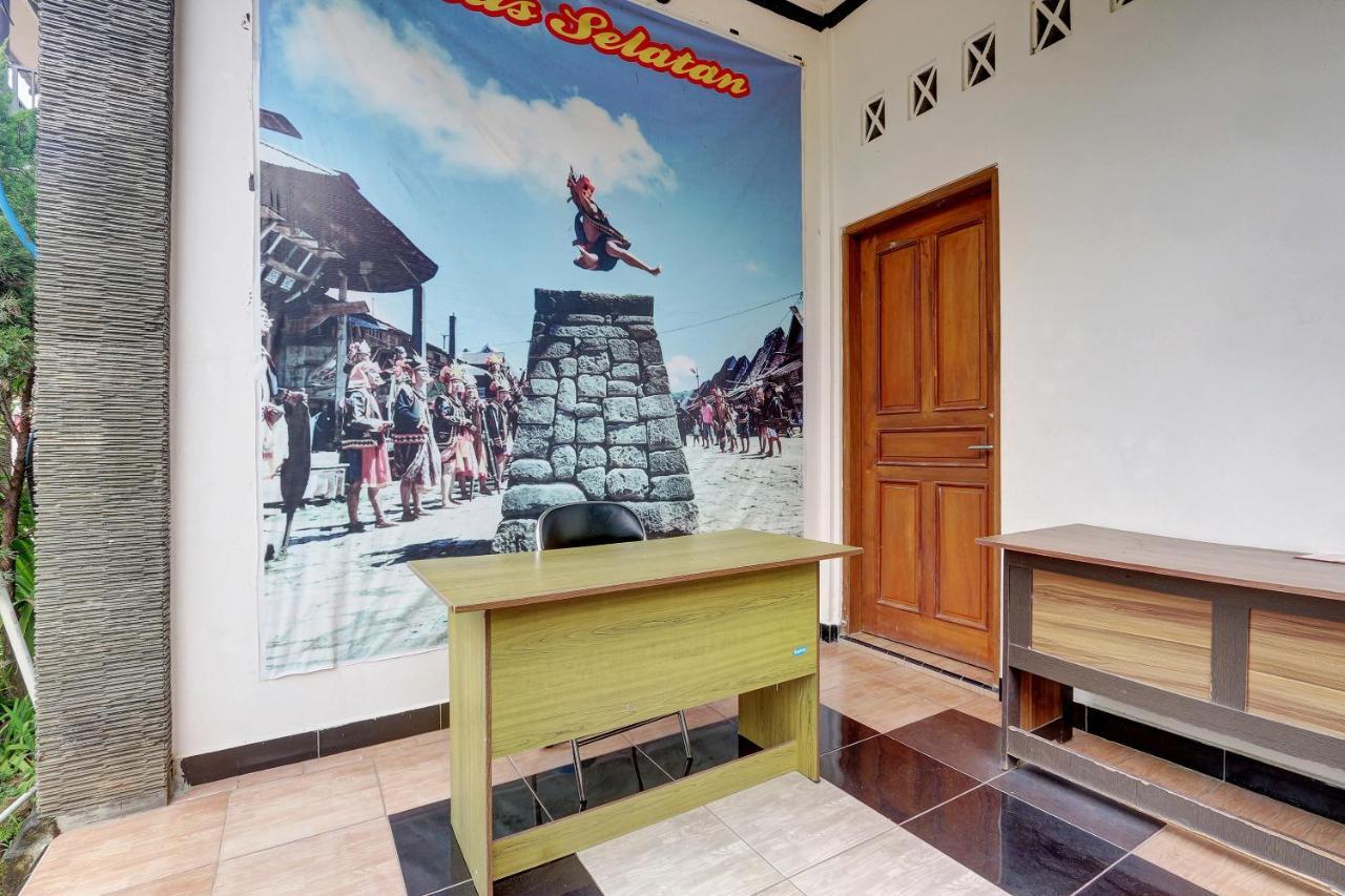 Kebumen Hotel Wisma Ck מראה חיצוני תמונה
